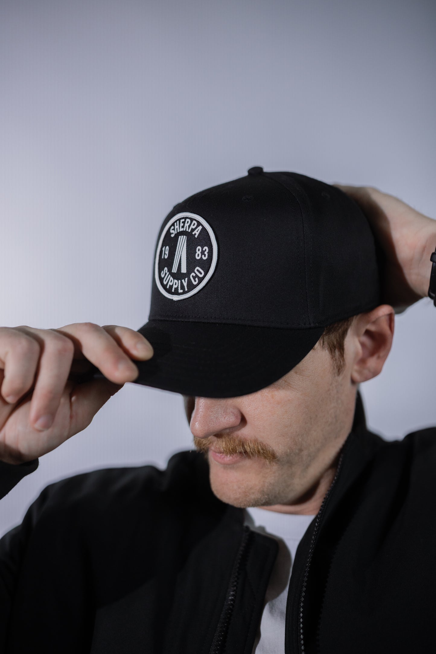 Sherpa Supply Classic - Black